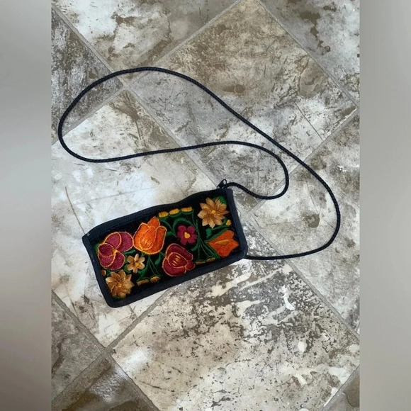 Handbags - Vintage Embroidered Floral Sunglasses or Phone crossbody bag with  zipper pouch